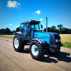 LATERAL DIREITA - VALTRA - BM120 / BM100 / BH180 - 81472600