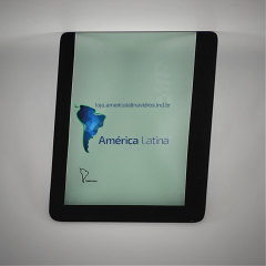 PARABRISA LATERAL DIREITO INFERIOR TRATOR MASSEY FERGUSON 4291 / 292 / 283 / 275 / 297 - 066051T1